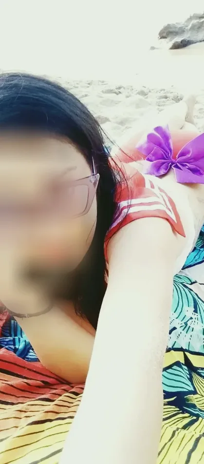 Alina, 37