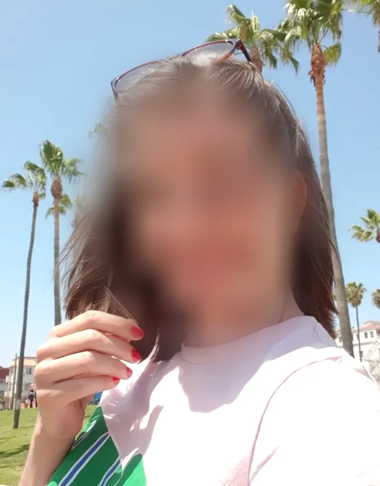 Anna, 31