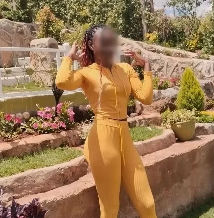 Emmi, 26